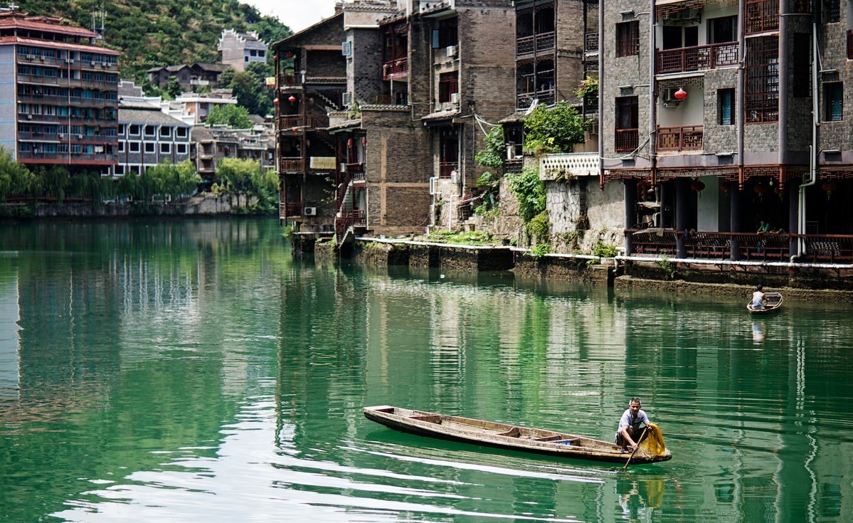 古鎮(zhèn)游玩，有一種說走就走的旅行