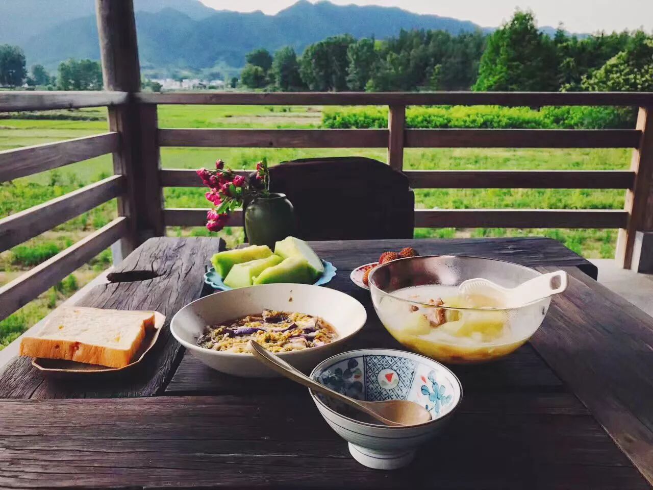 黃山·東田別野，日出而作日落而息的時(shí)光野