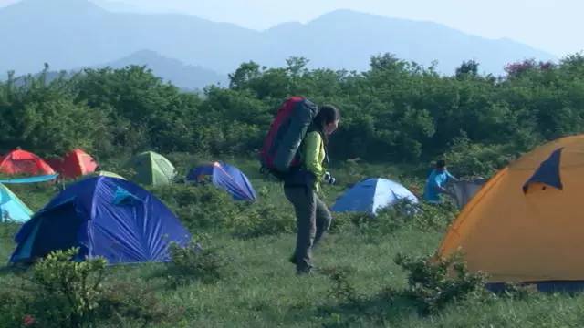 螞蟻尚墅，在山谷的花田美舍里生活