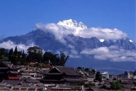 束河桃花塢，在茶馬古道浮生清閑陪父母慢慢變