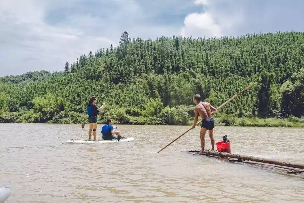 天堂山鄉(xiāng)愛樹民宿，古色古香的童話小鎮(zhèn)