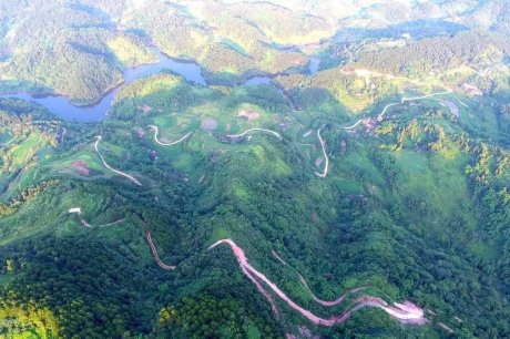 大來(lái)山樹(shù)屋民宿，喚醒古老村莊留住青山綠水