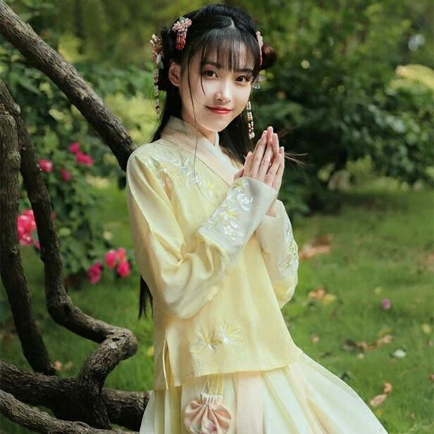 雨縑縑意漢服，清新刺繡襦裙?jié)h服圖片