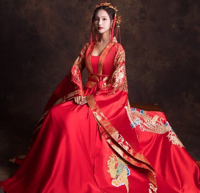 漢服新娘結(jié)婚禮服，奢華大氣中式禮服