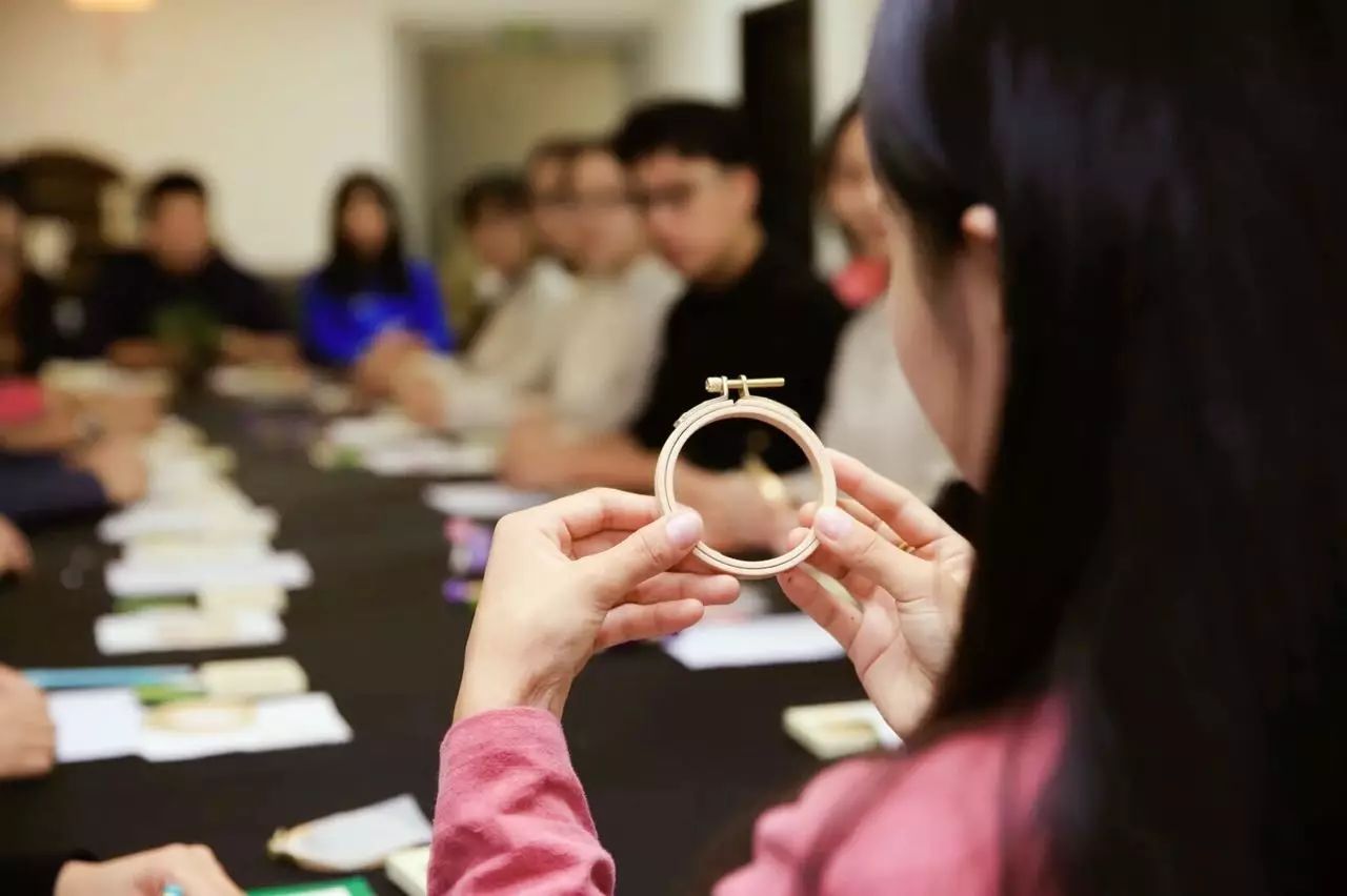 刺繡藝術(shù)：用最怡然自得的方式和刺繡相伴