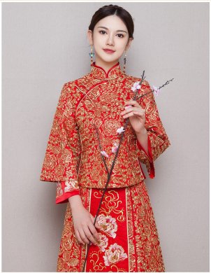 中式紅色新娘結(jié)婚禮服，唯美秀禾中式禮服