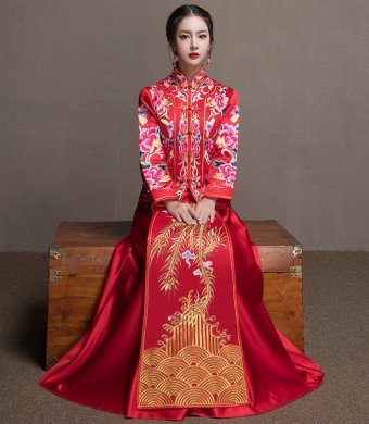 牡丹花新娘結(jié)婚禮服，金風(fēng)裙擺中式禮服