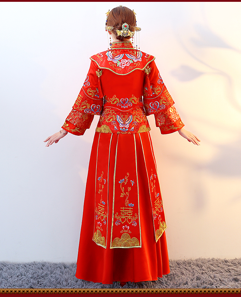 紅色復(fù)古典雅中式禮服，新娘結(jié)婚禮服