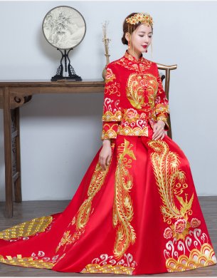 時尚中國風(fēng)拖尾中式禮服，金線刺繡新娘禮服