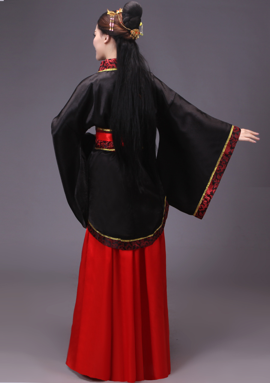 經(jīng)典中國(guó)紅漢服古裝美女圖片