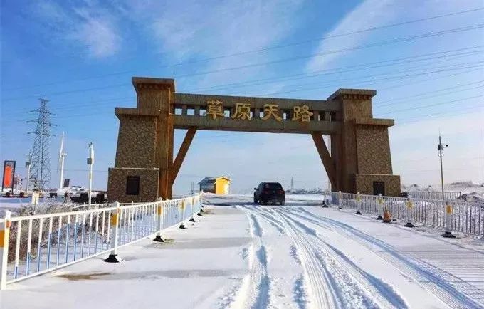 十條最適合自駕出游的中國風景公路，一路美景