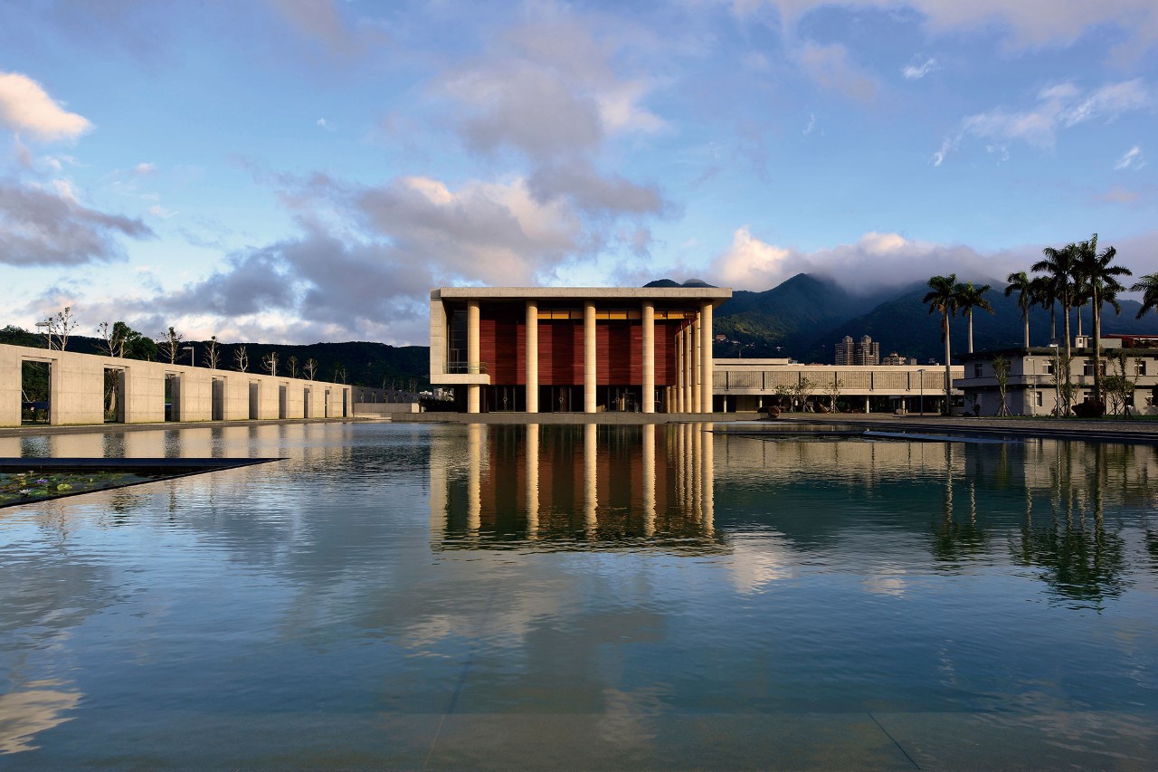 28000m2神秘寺廟-水月道場，吸引百萬人朝拜